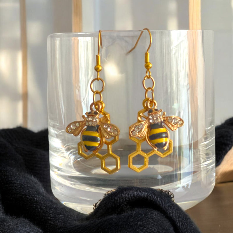 NECKLACE AND EARRINGS SET | BEES