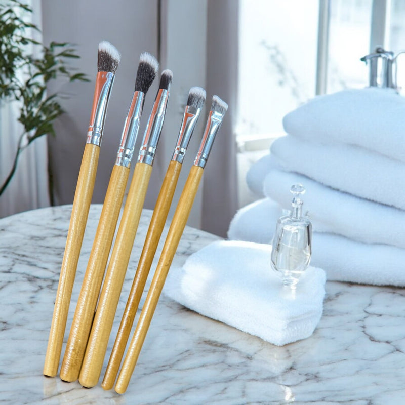 MAKE-UP BRUSH SET